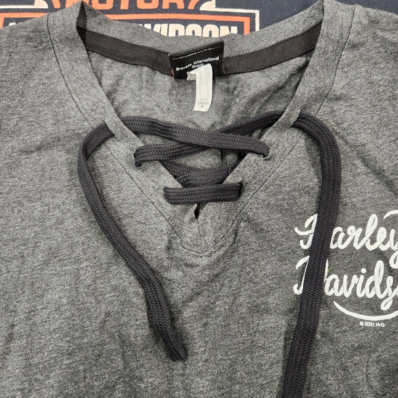 Genuine H-D Ladies Tee - Picture 4 of 5